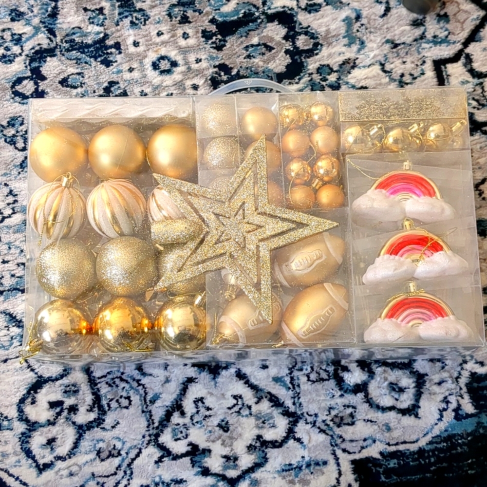 Christmas Tree Decor